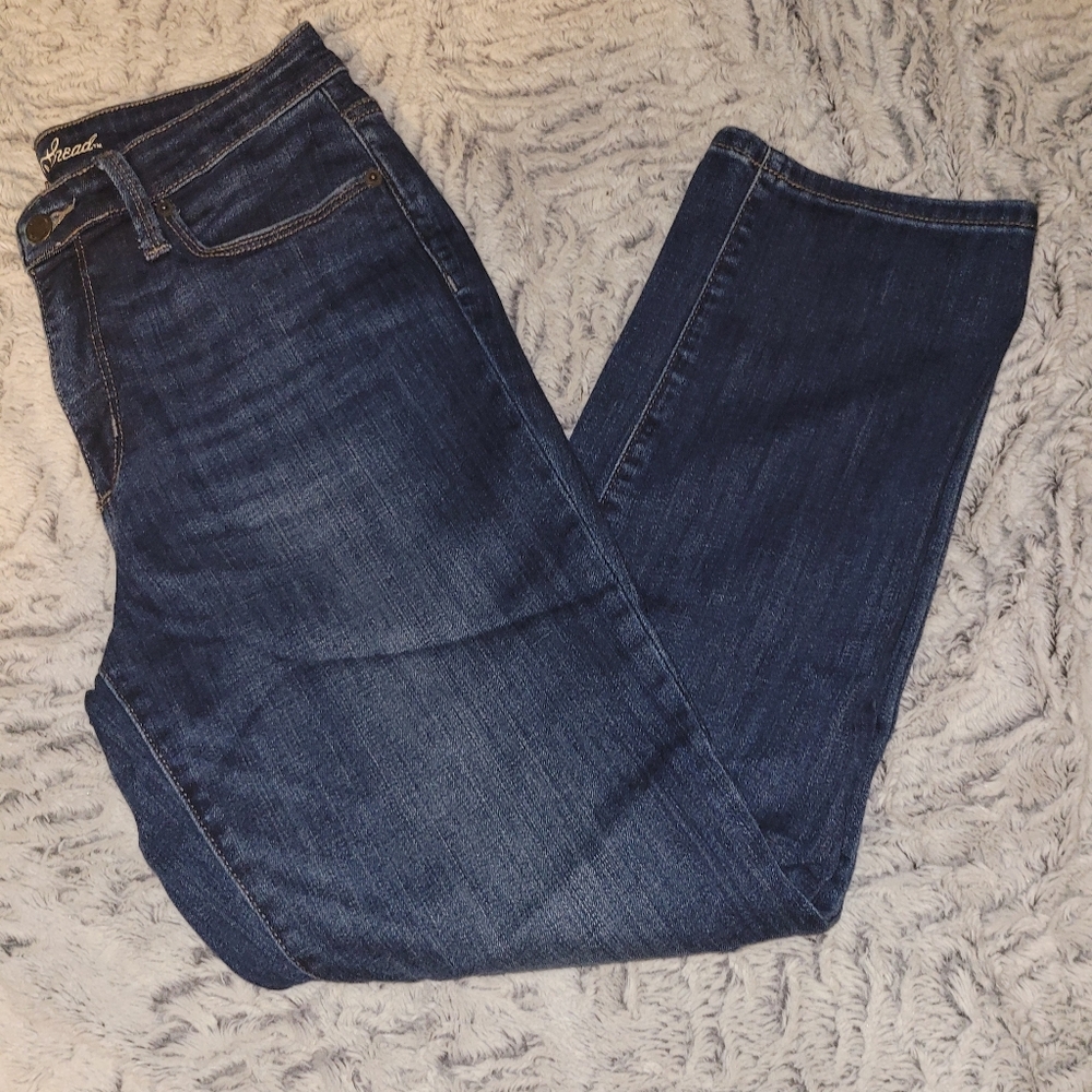 Universal Thread High Rise Straight Crop Jean